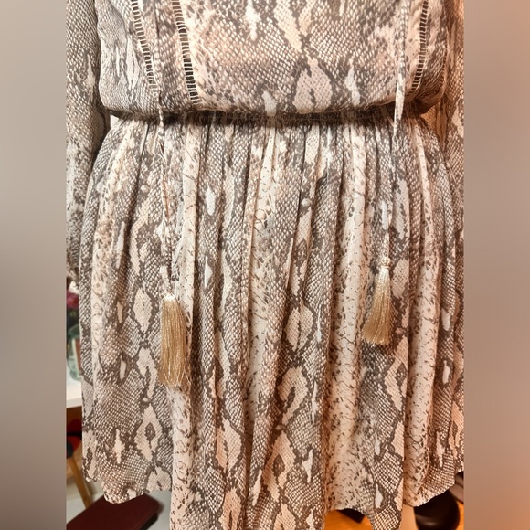 Banana Republic Sheer Snake Skin Print Mini With Tassels Festivals Girlcore Sexy - Picture 2 of 12